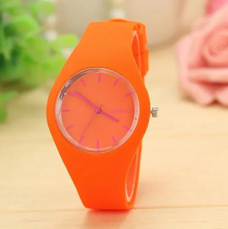 Reloj Casual de Cuarzo con Correa de Silicona
