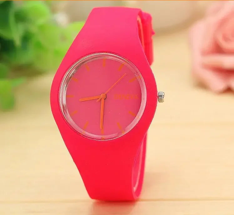 Reloj Casual de Cuarzo con Correa de Silicona