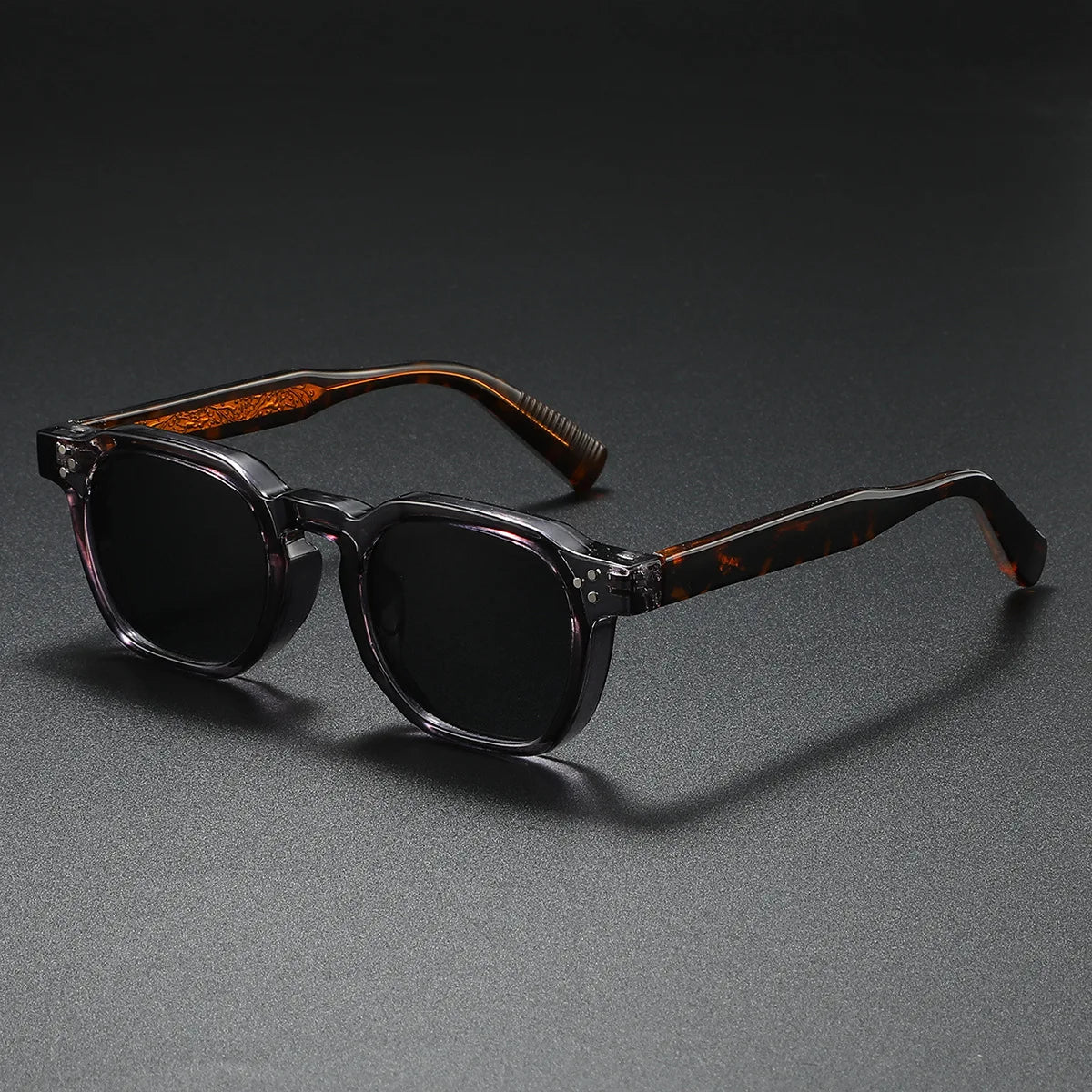 Gafas de Sol Polarizadas Cuadradas con Remaches
