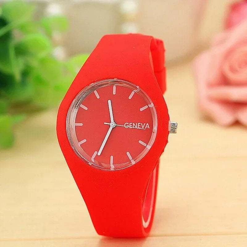Reloj Casual de Cuarzo con Correa de Silicona