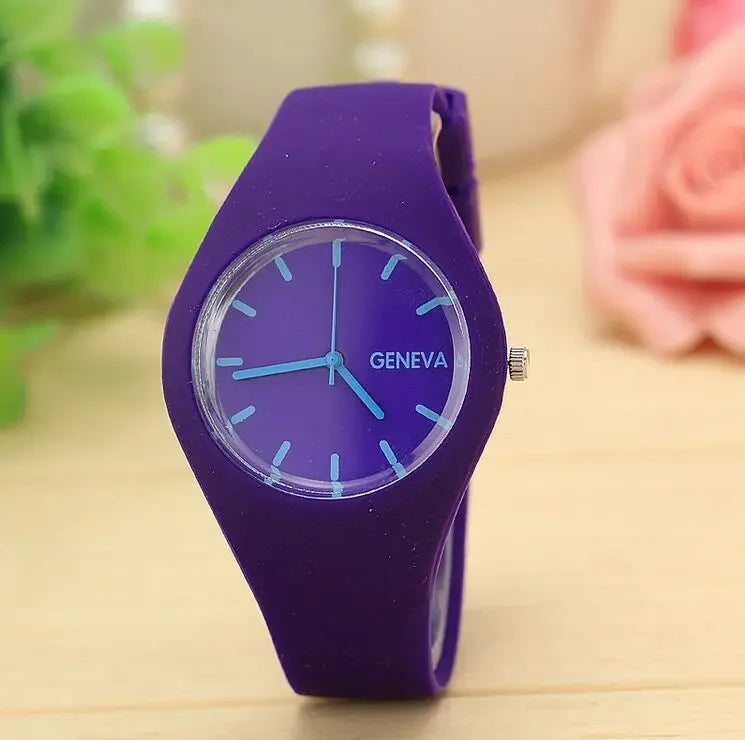 Reloj Casual de Cuarzo con Correa de Silicona