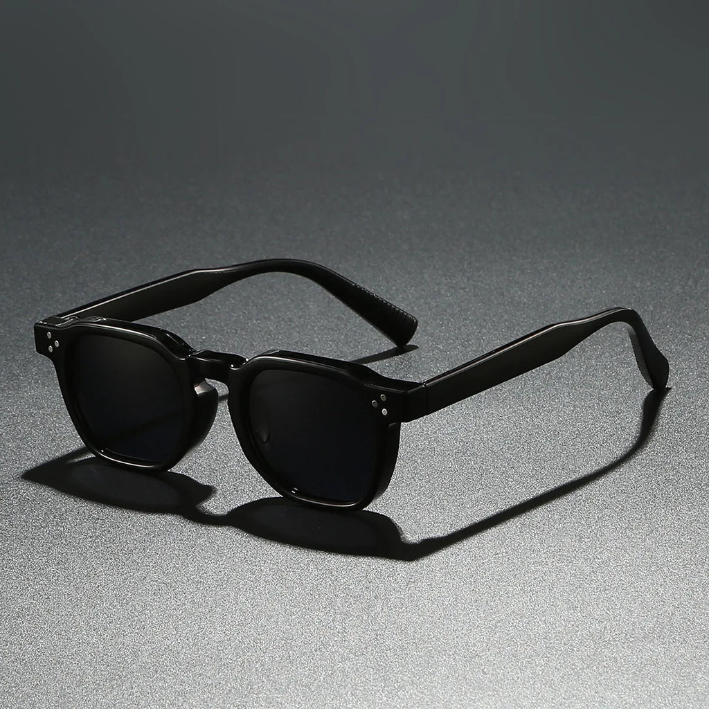 Gafas de Sol Polarizadas Cuadradas con Remaches